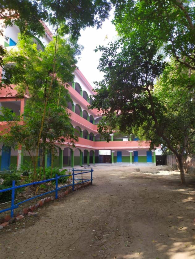 la-scuola.jpg la-scuola.jpg